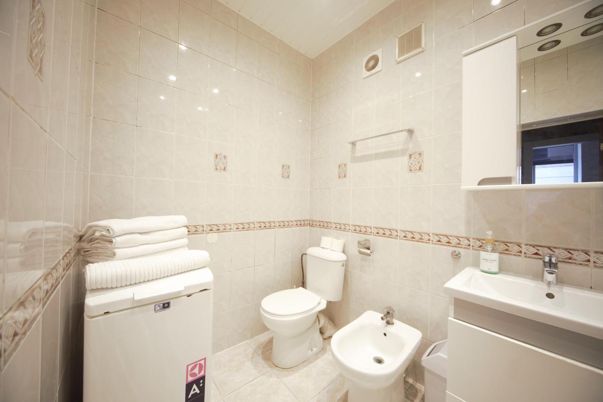 Three Bedroom Apartment Old Town Рига Экстерьер фото
